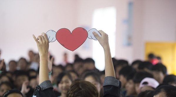 &ldquo;六一微心愿，愛心暖童心&rdquo;湘江電纜攜手村長李銳愛心傳遞 點(diǎn)亮未來